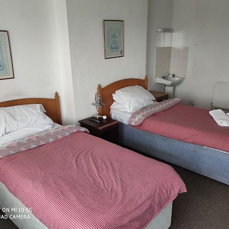 Sussex Lodge Guest House Slough Eksteriør bilde